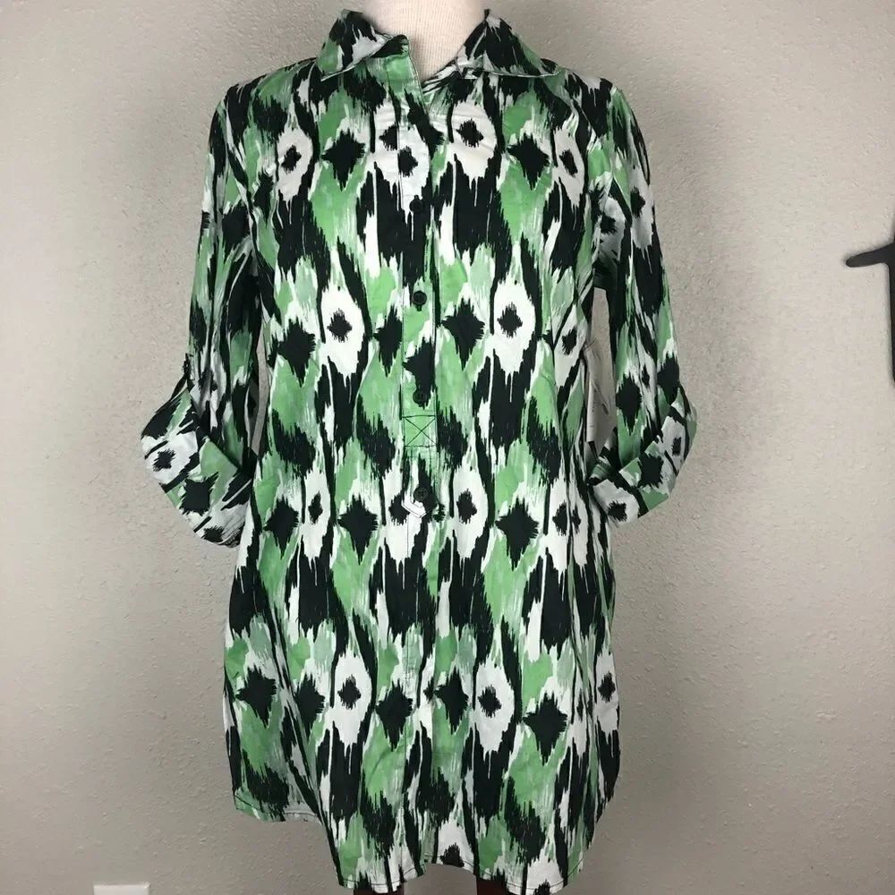 NWT Style & Co. Button Up Short Size 10